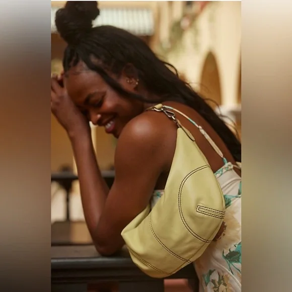 FREE People Real World Clutch Yellow Bag New With Tags - Picture 4 of 10